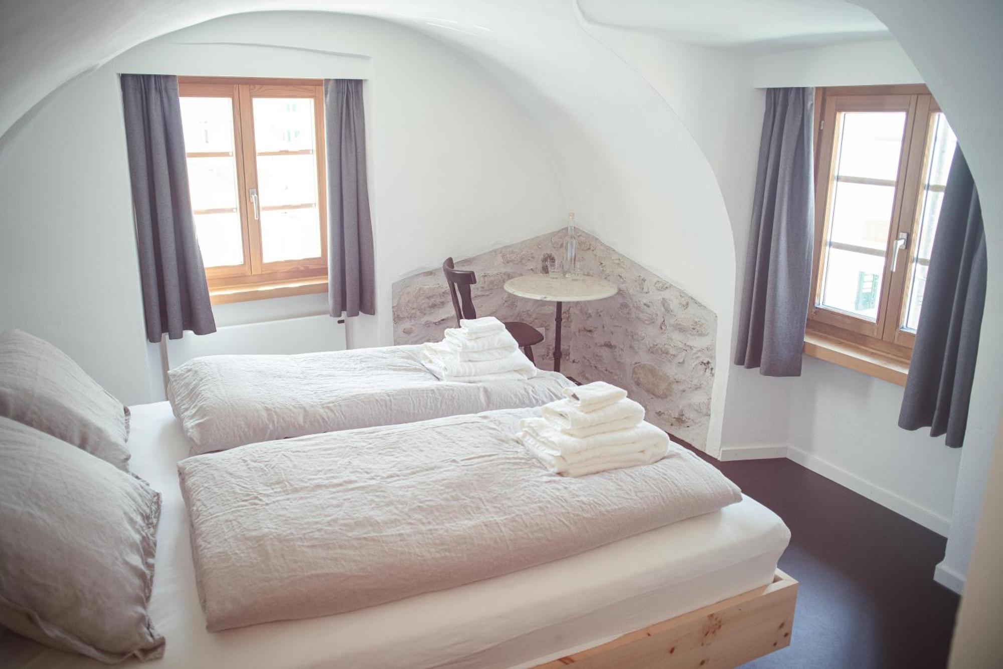 Pensiunina - Pension - Sent Exterior photo