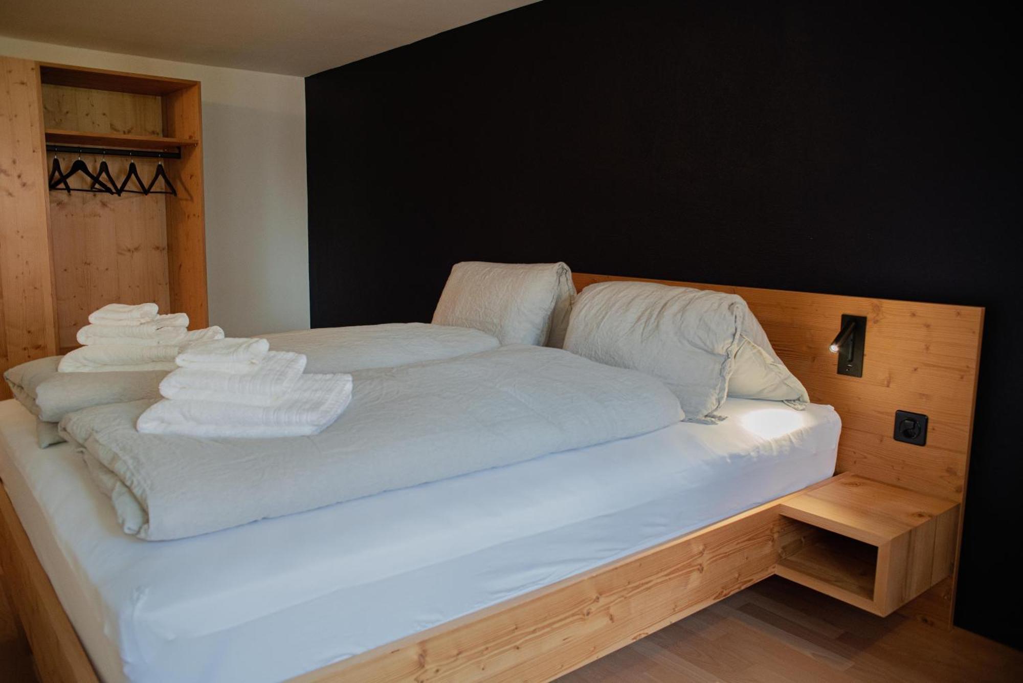 Pensiunina - Pension - Sent Room photo